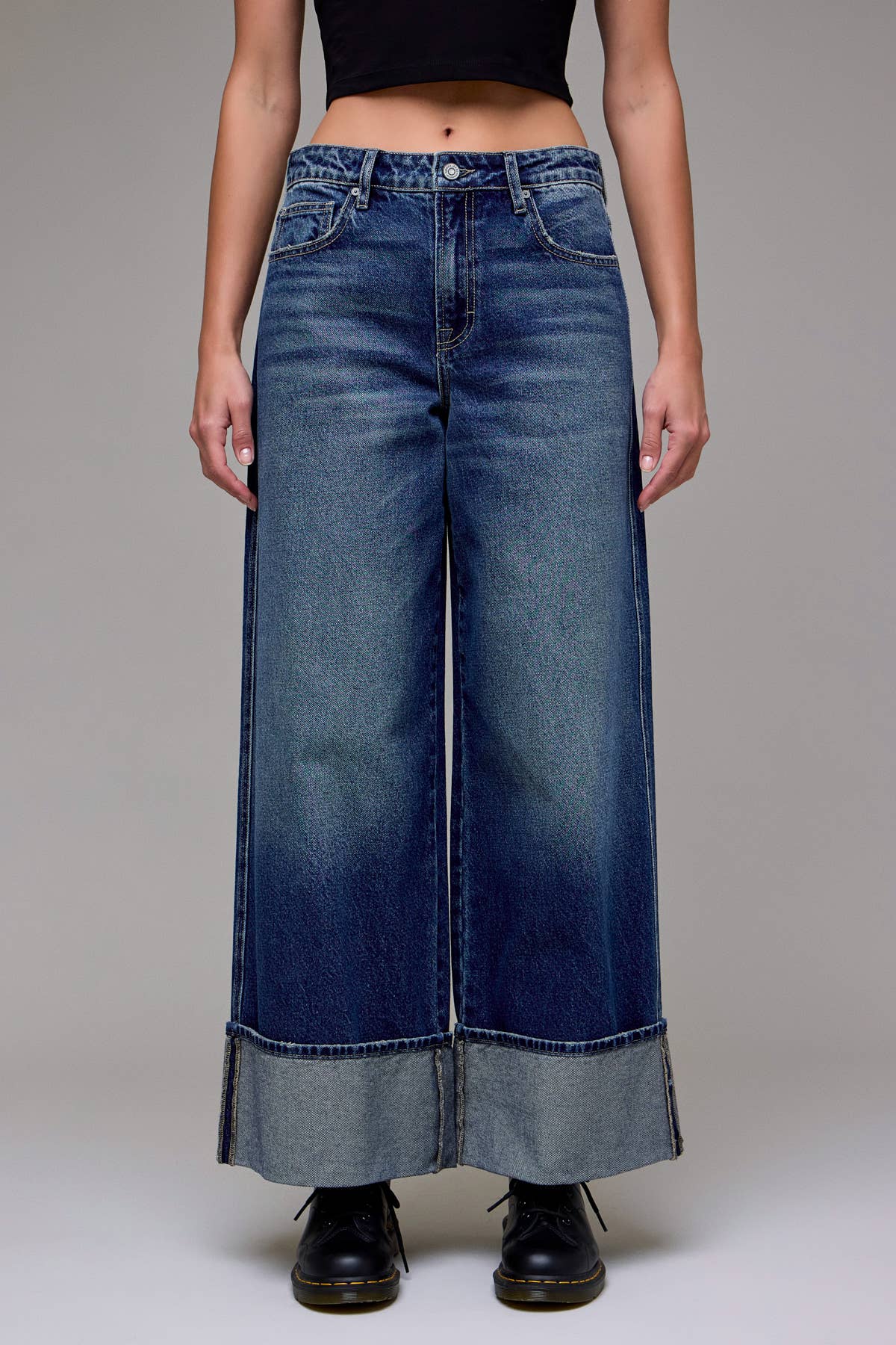 Hidden Hem Wide Leg Jean