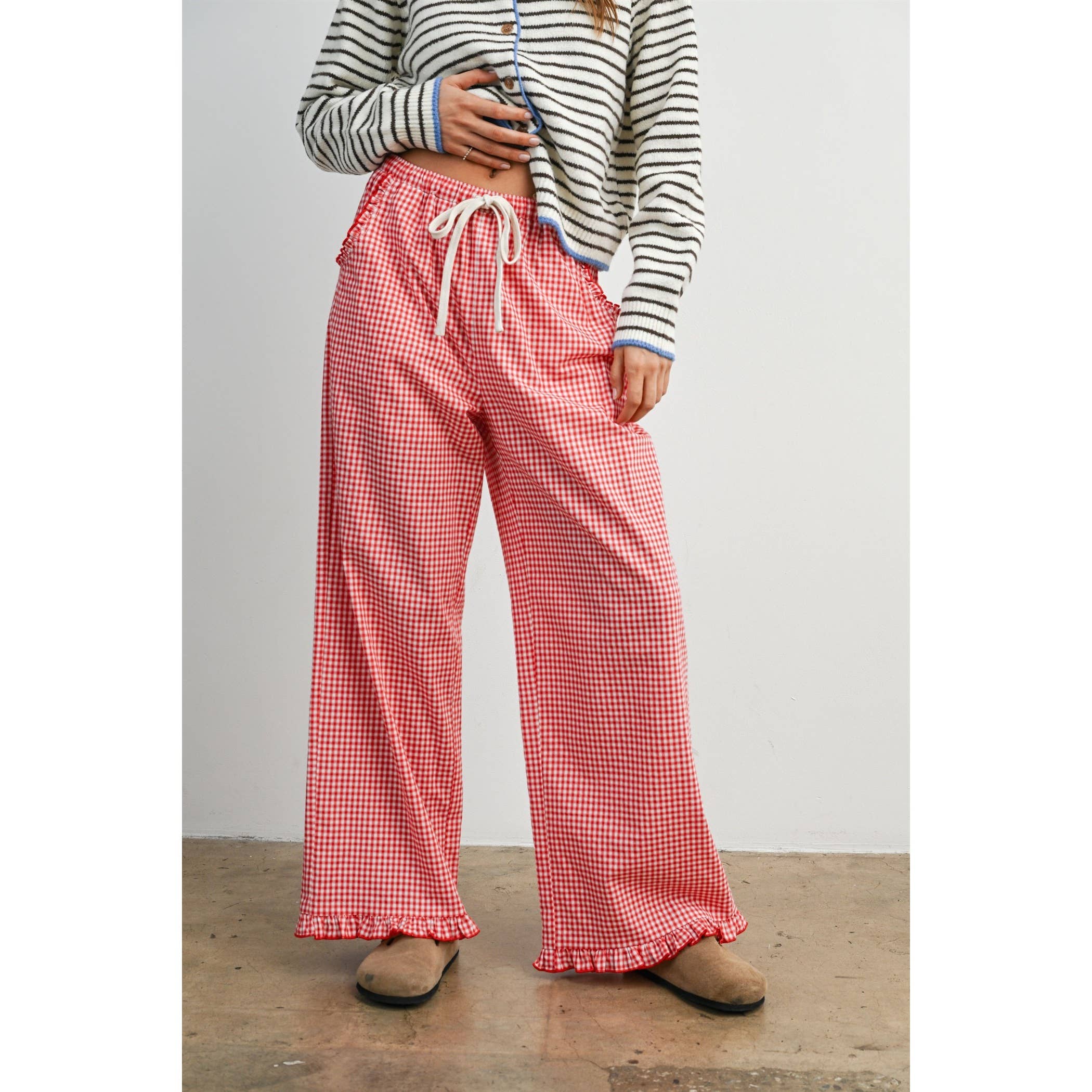 Ruffle Hem Cropped Pants