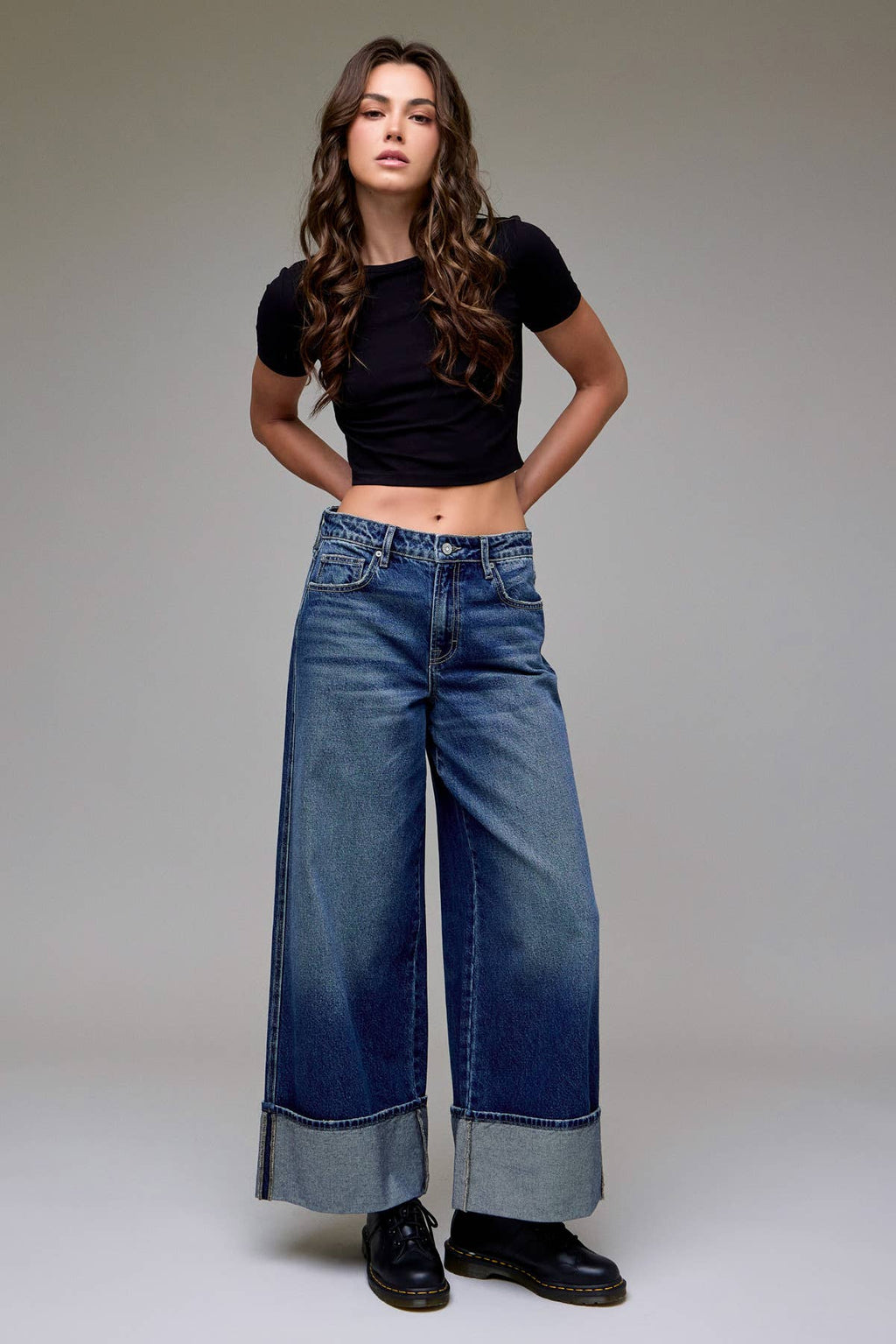 Hidden Hem Wide Leg Jean