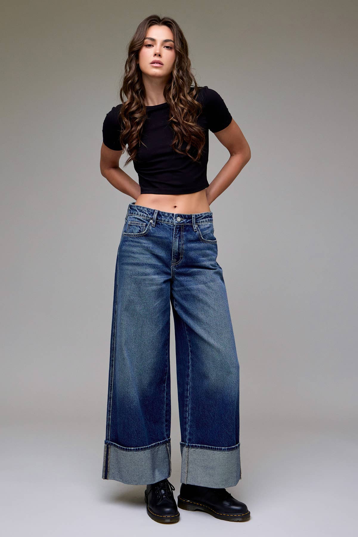 Hidden Hem Wide Leg Jean
