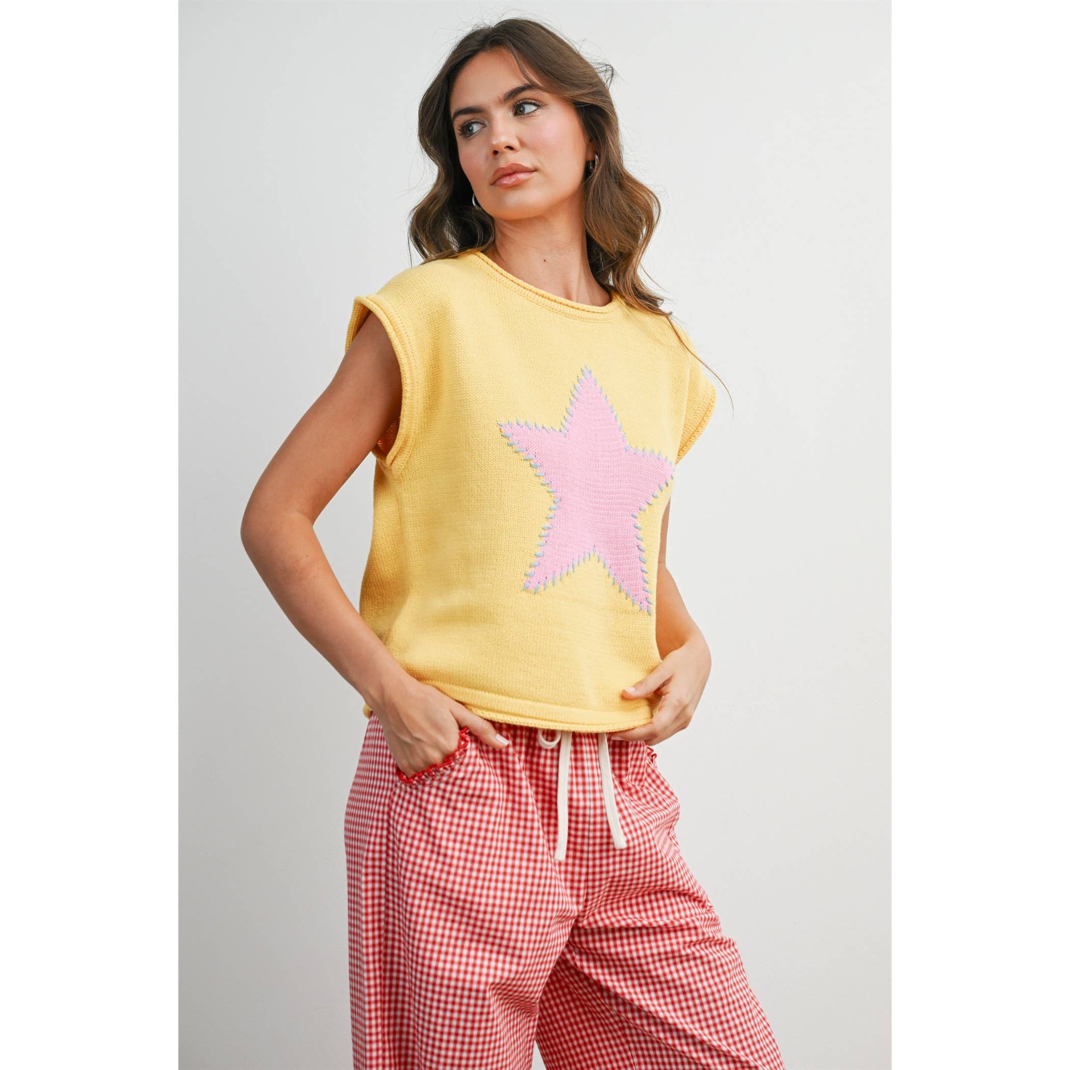 Star Graphic Sleeveless Sweater